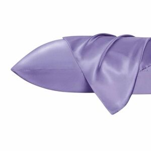 Satin Pillow Cases In Lilac Set Of 2 Queen Size NWT/In Package